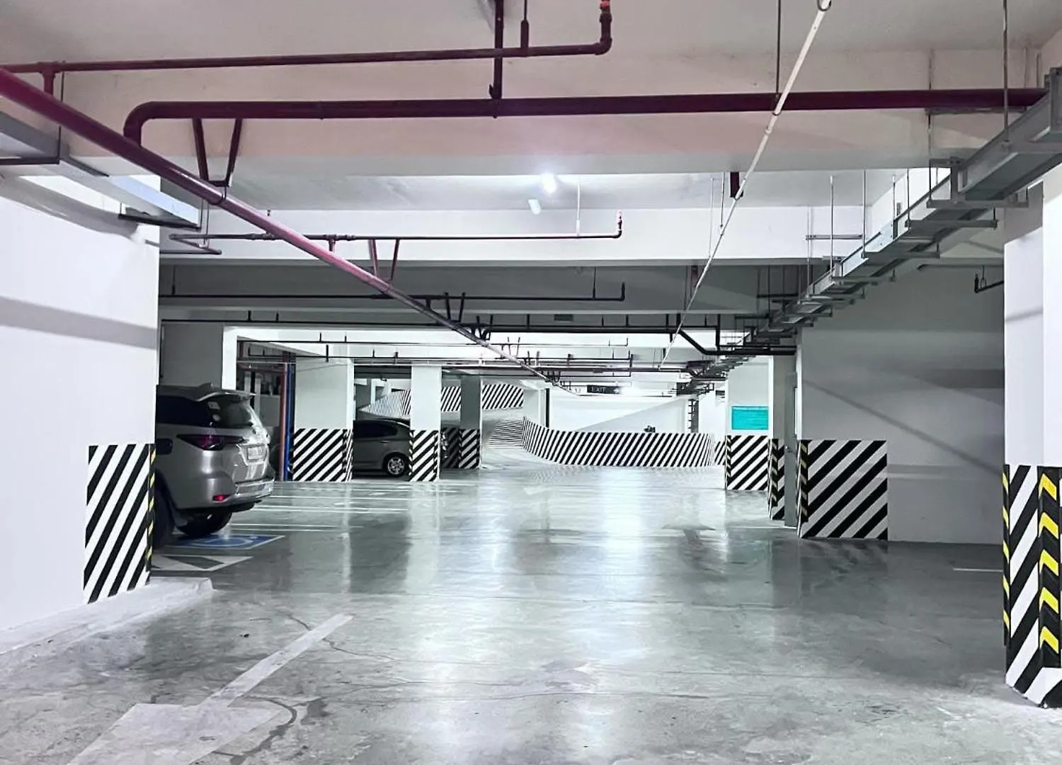 Minimalist Studio Suite Near Ayala Mall Davao